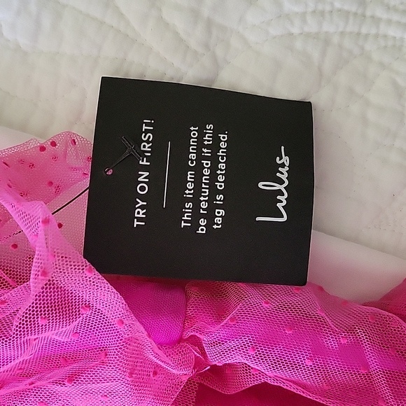 Lulus Women's Dramatic Poise Hot Pink Dot Tulle Puff Sleeve Tiered Mini … - Picture 5 of 15